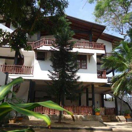 Samans Guesthouse Tangalle Buitenkant foto