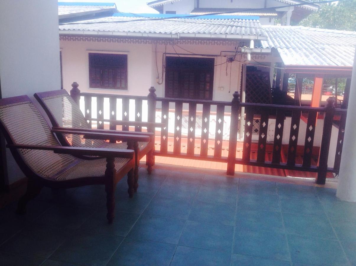 Samans Guesthouse Tangalle Buitenkant foto