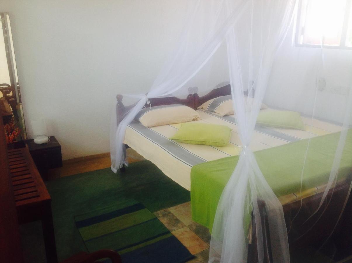 Samans Guesthouse Tangalle Buitenkant foto